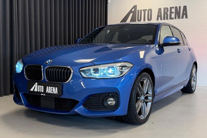 Blå BMW 118d fra 2019