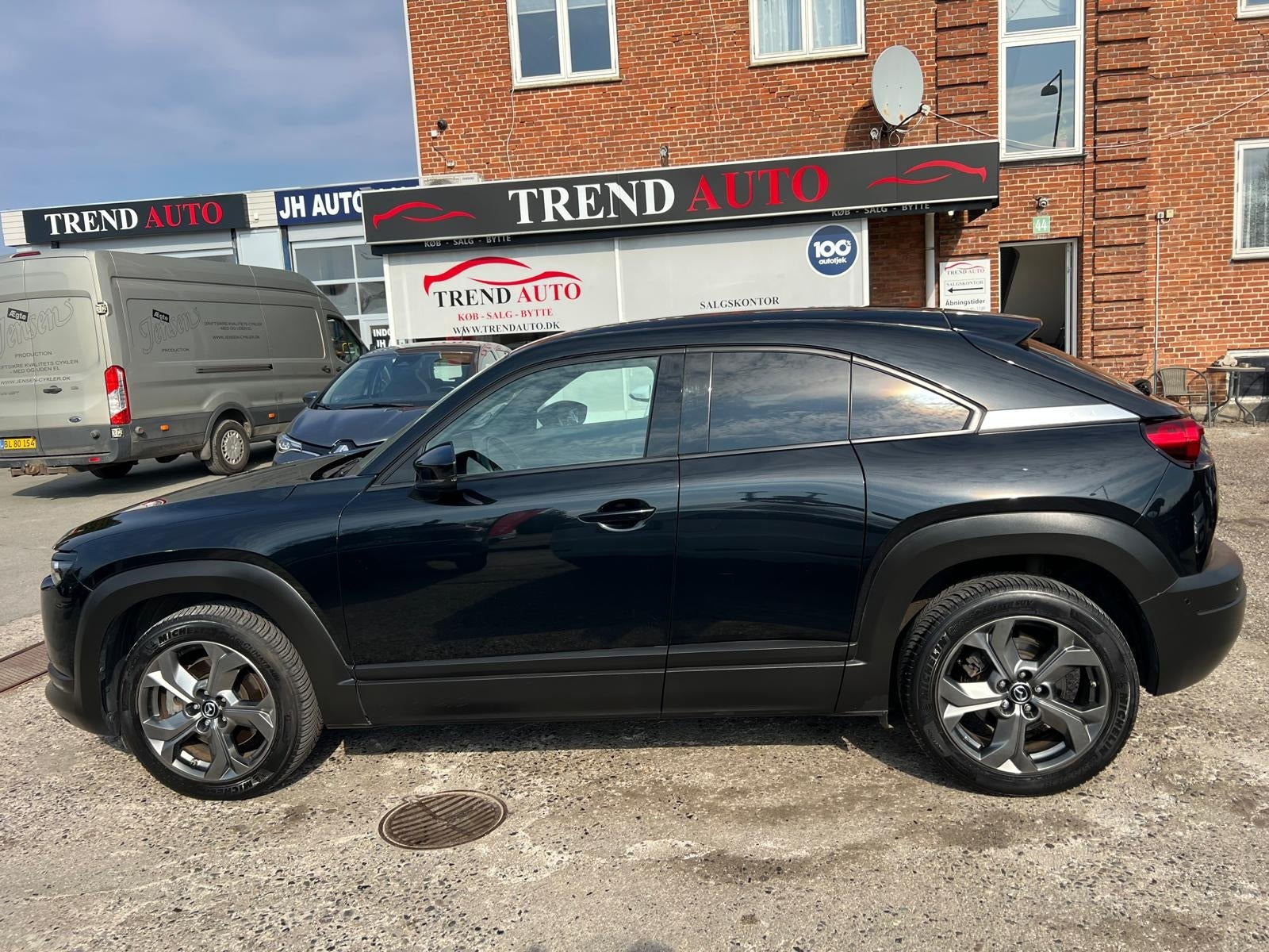 Sort Mazda MX-30 fra 2021