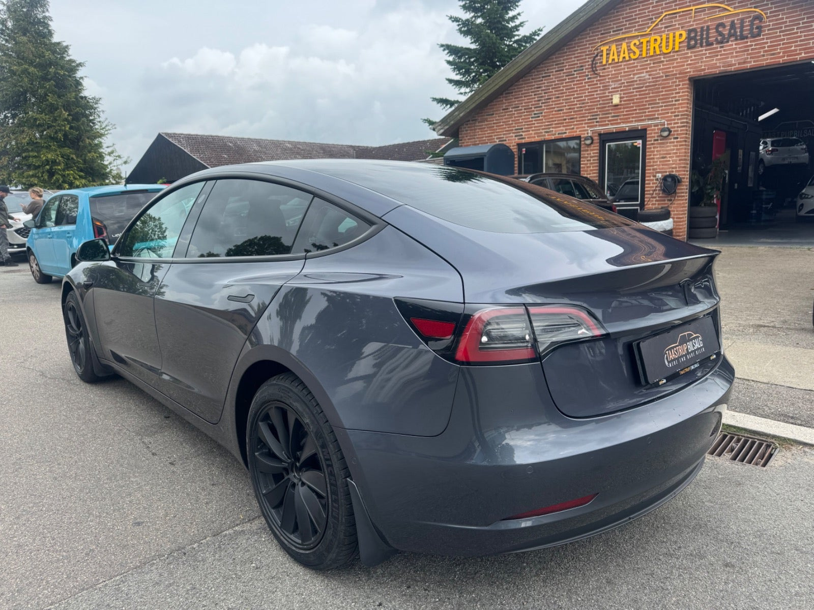 undefined Tesla Model 3 fra 2022