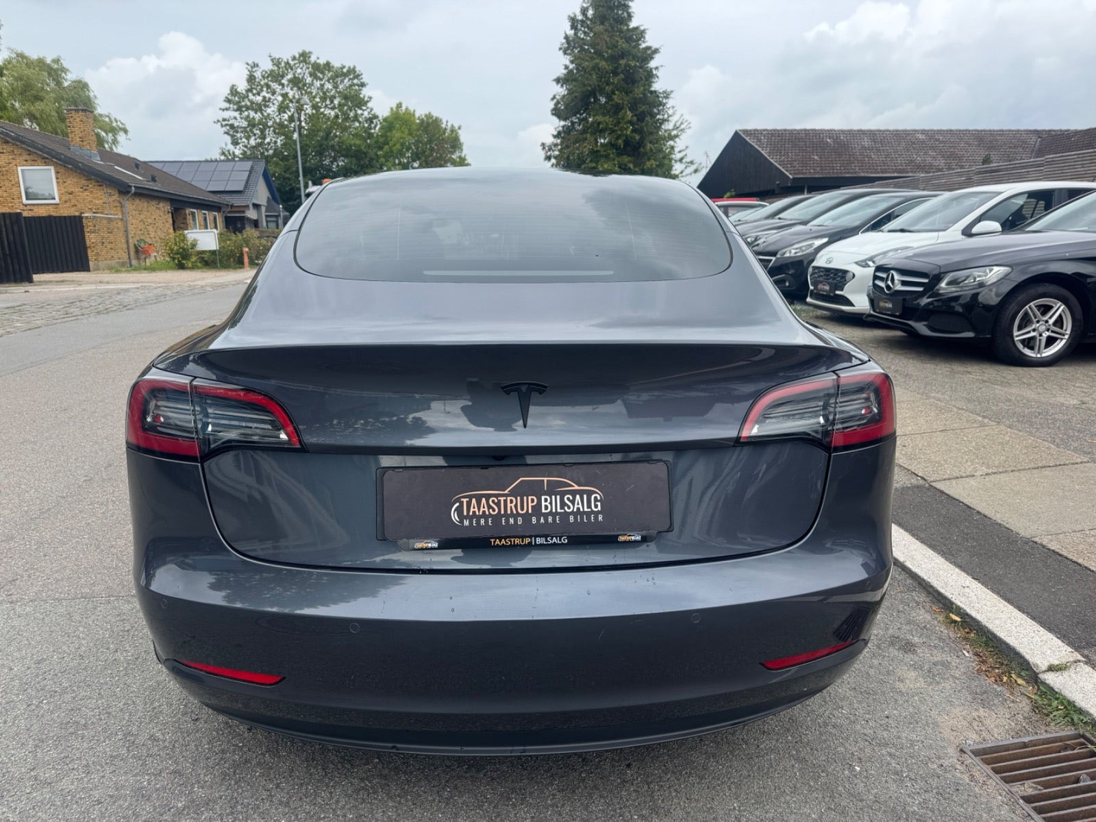 undefined Tesla Model 3 fra 2022