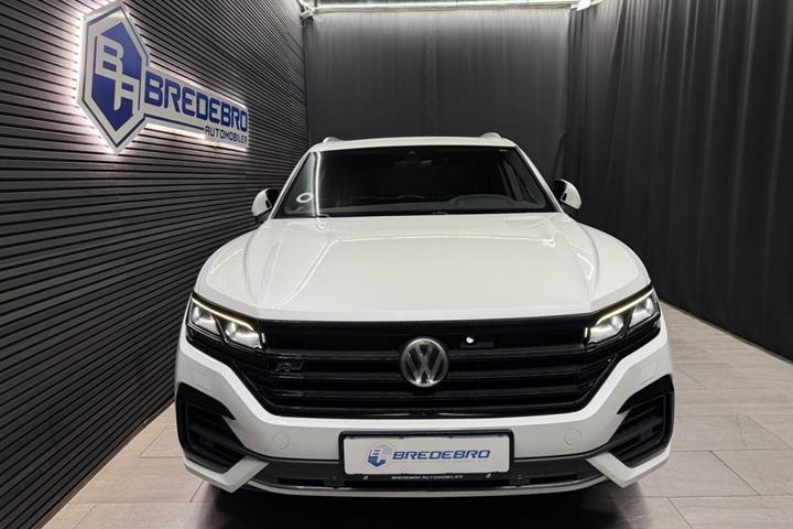 Hvid VW Touareg fra 2020