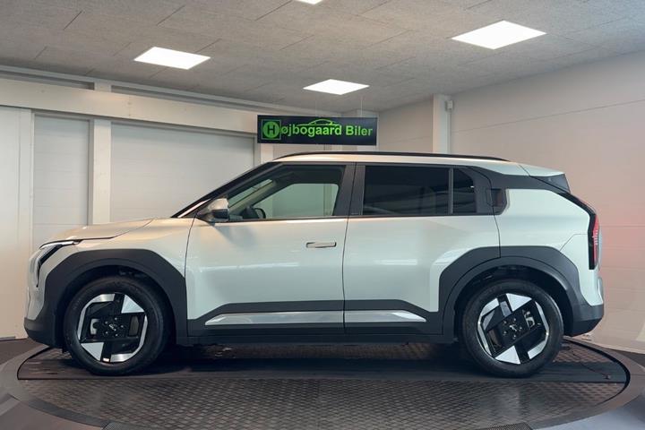Sølv Kia EV3 fra 2025