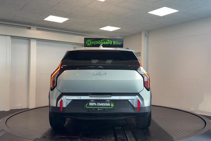 Sølv Kia EV3 fra 2025