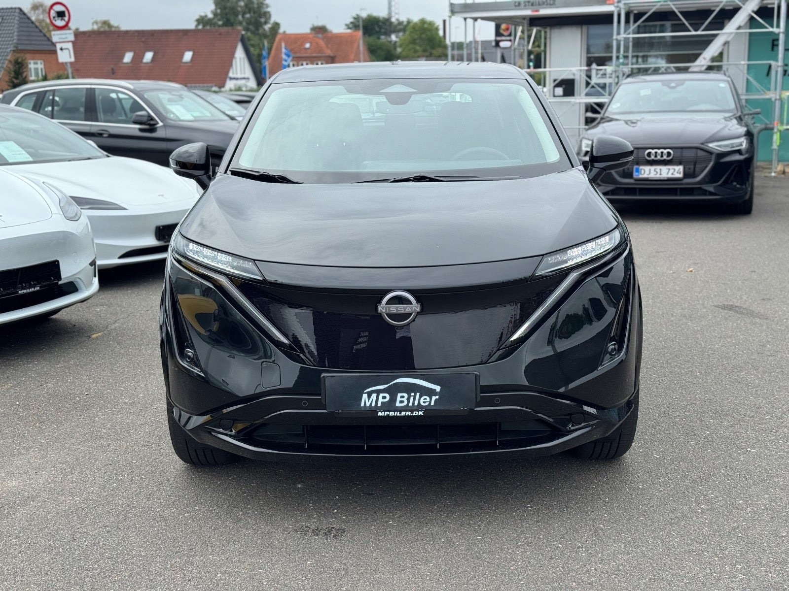 Sort Nissan Ariya fra 2026