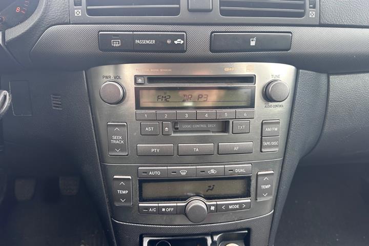 undefined Toyota Avensis fra 2006