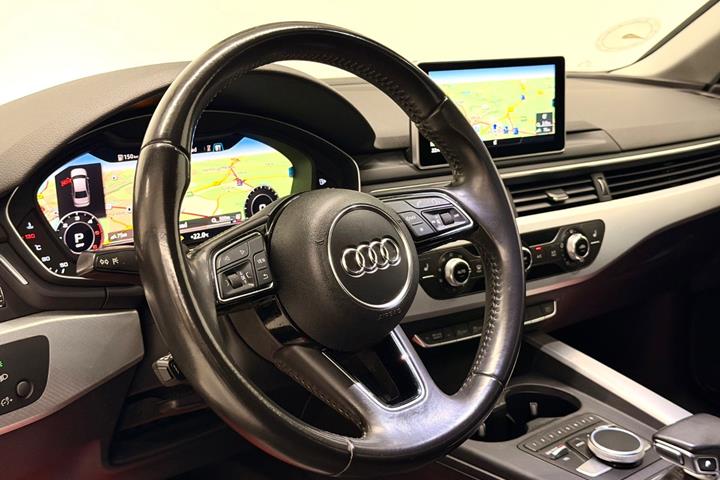 Sølv Audi A4 fra 2017
