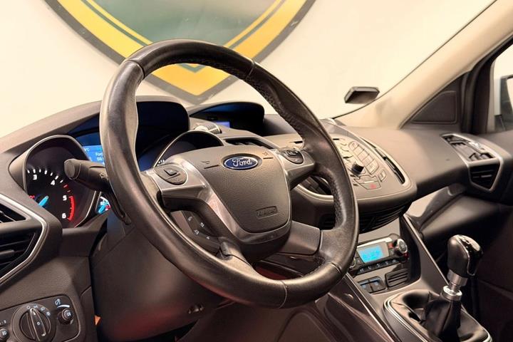 undefined Ford Kuga fra 2014