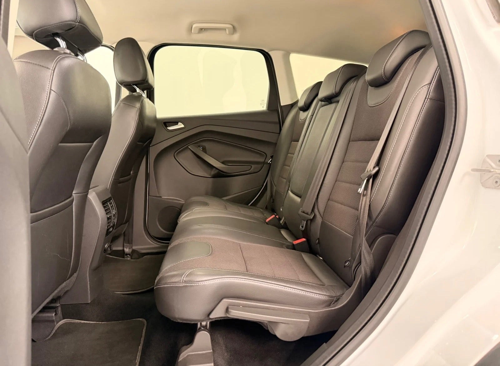 undefined Ford Kuga fra 2014