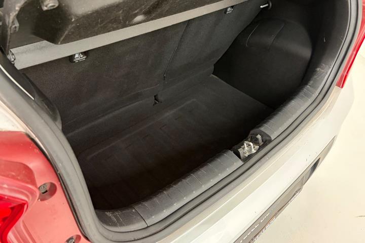 Gul Kia Picanto fra 2018