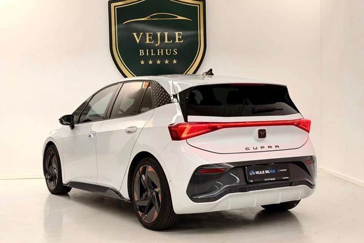 Grøn Cupra Born fra 2022