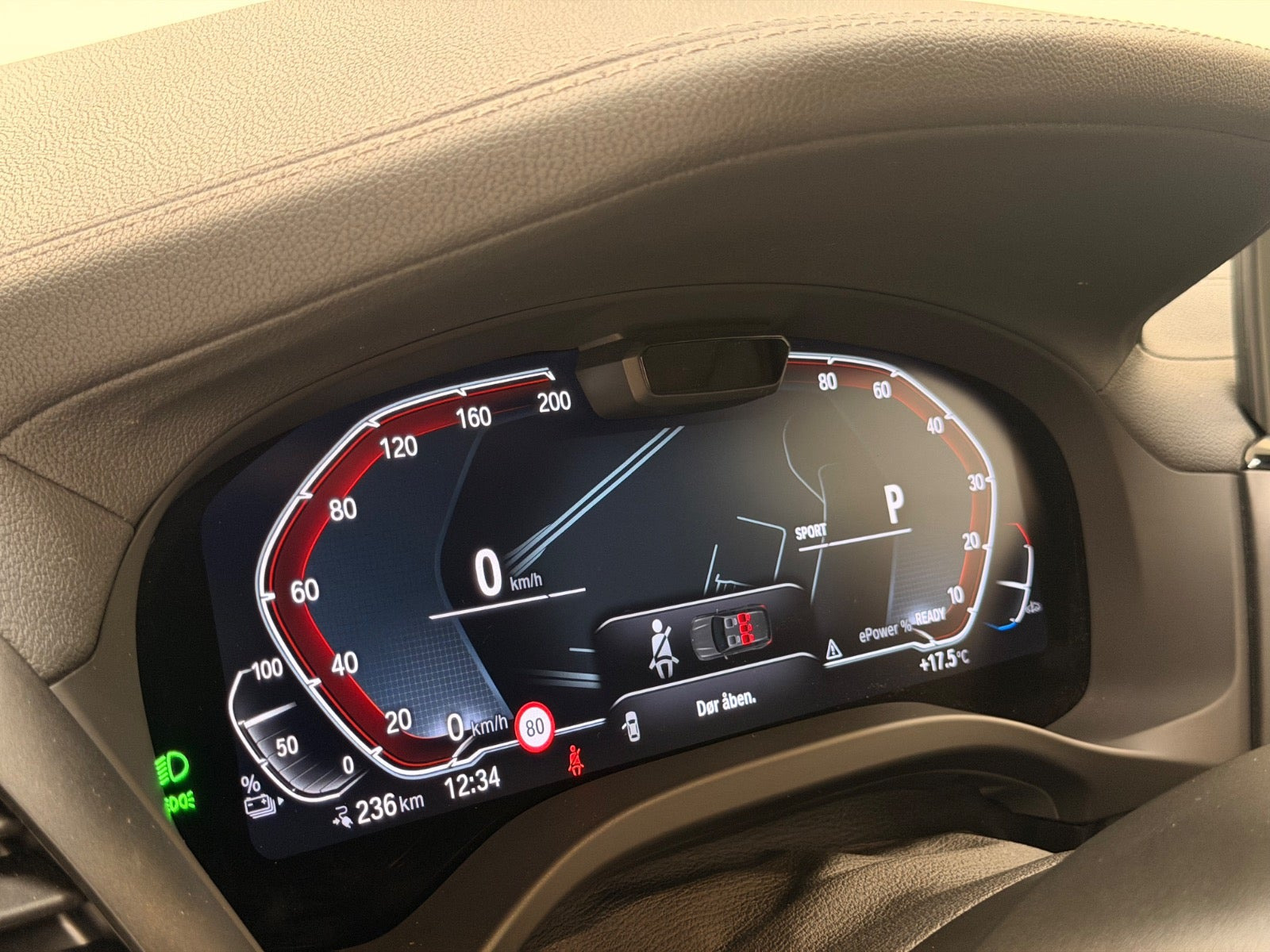 Gul BMW iX3 fra 2021