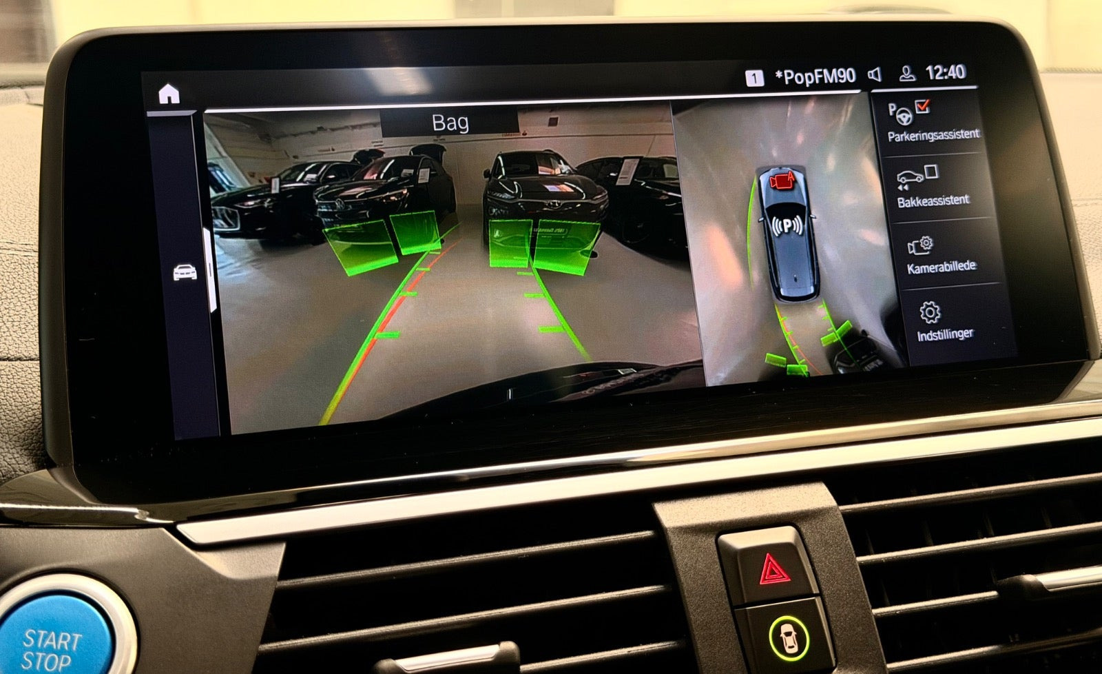 Gul BMW iX3 fra 2021