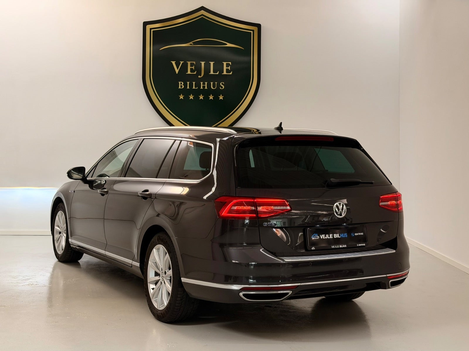 Grøn VW Passat fra 2018