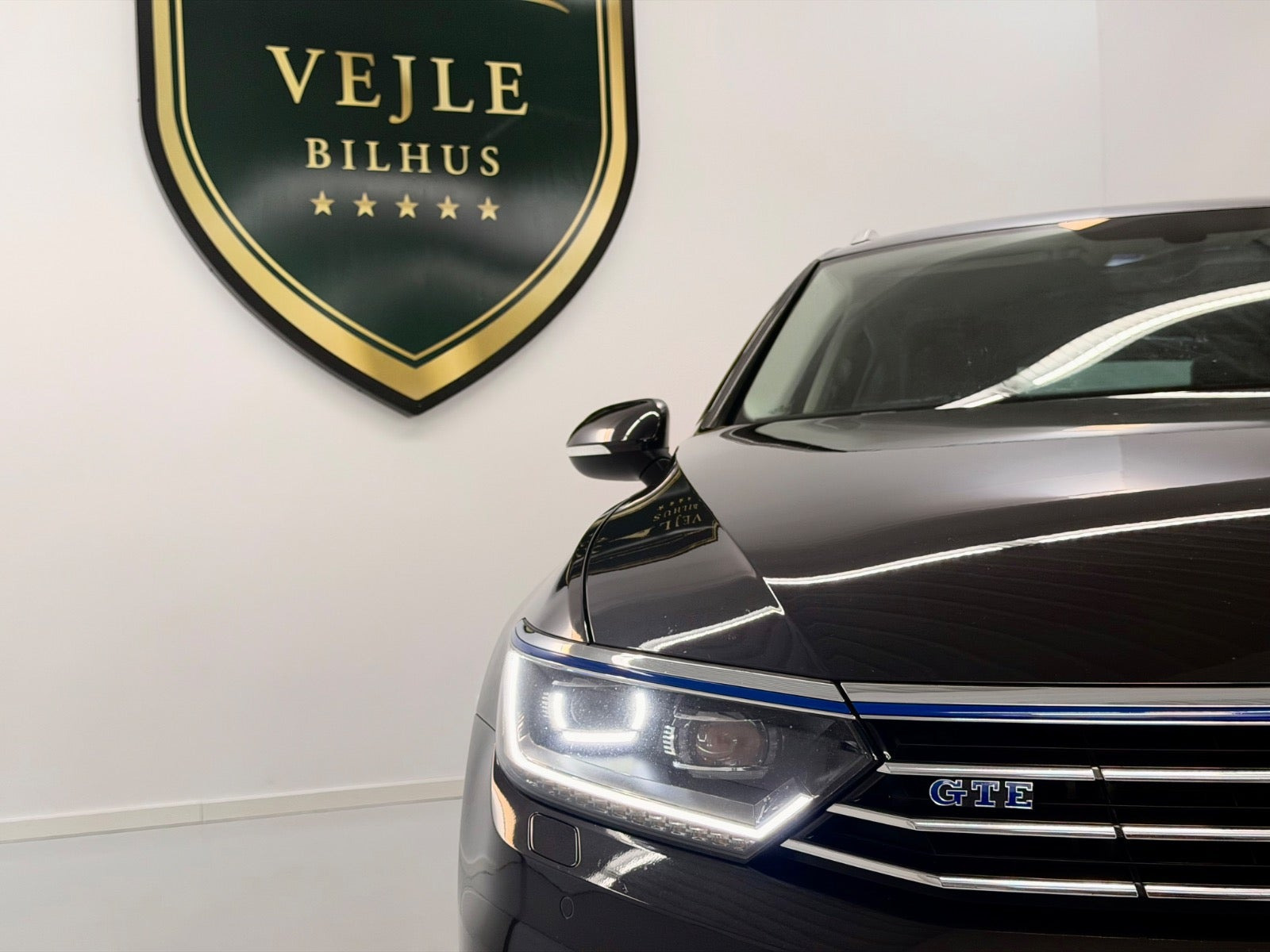 Grøn VW Passat fra 2018