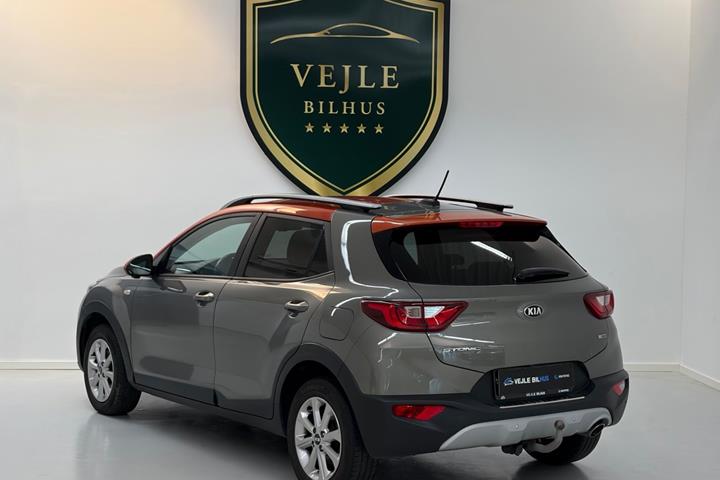 Gul Kia Stonic fra 2018