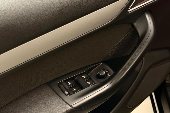 Sort Audi Q3 fra 2014
