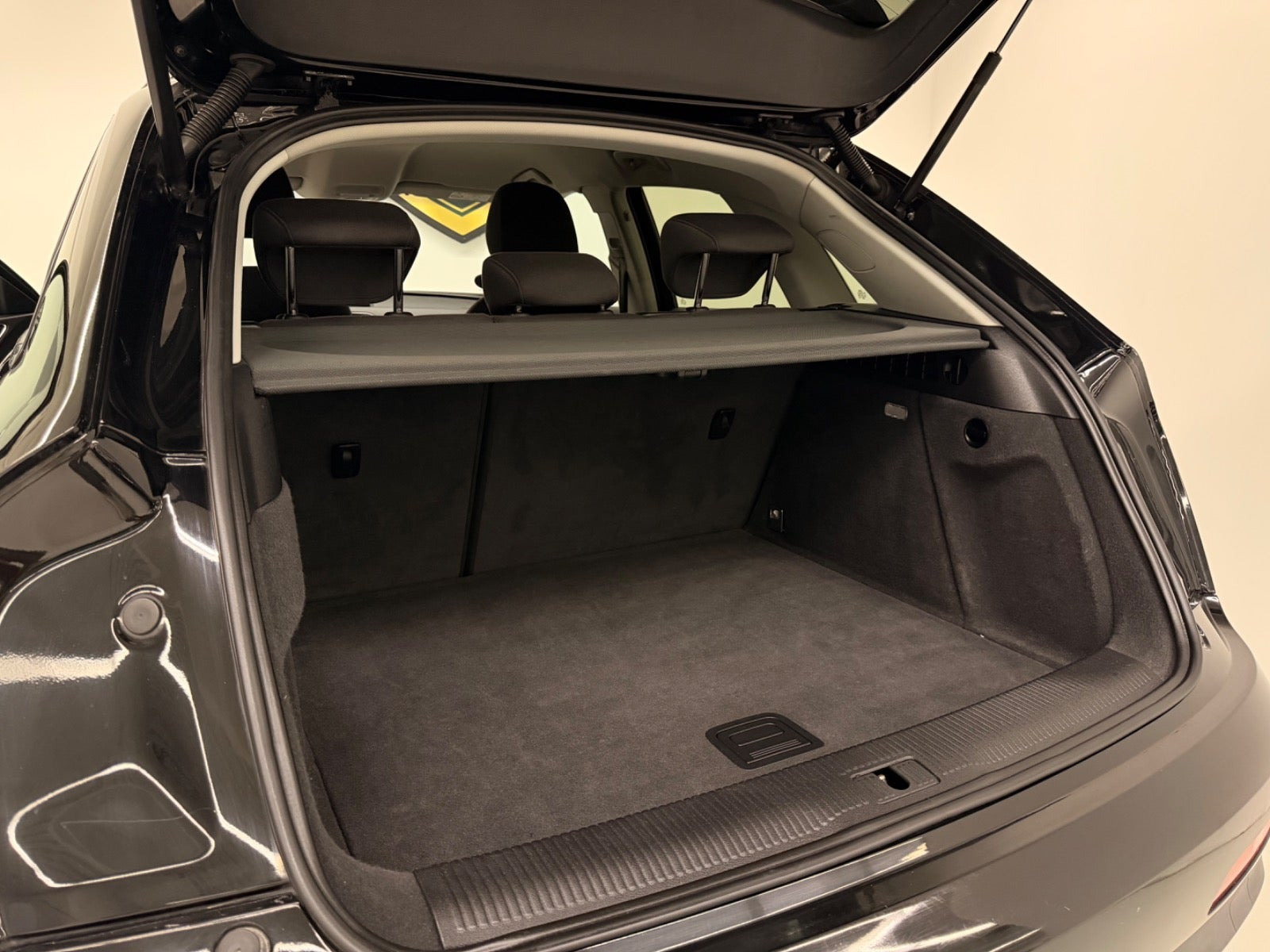 Sort Audi Q3 fra 2014