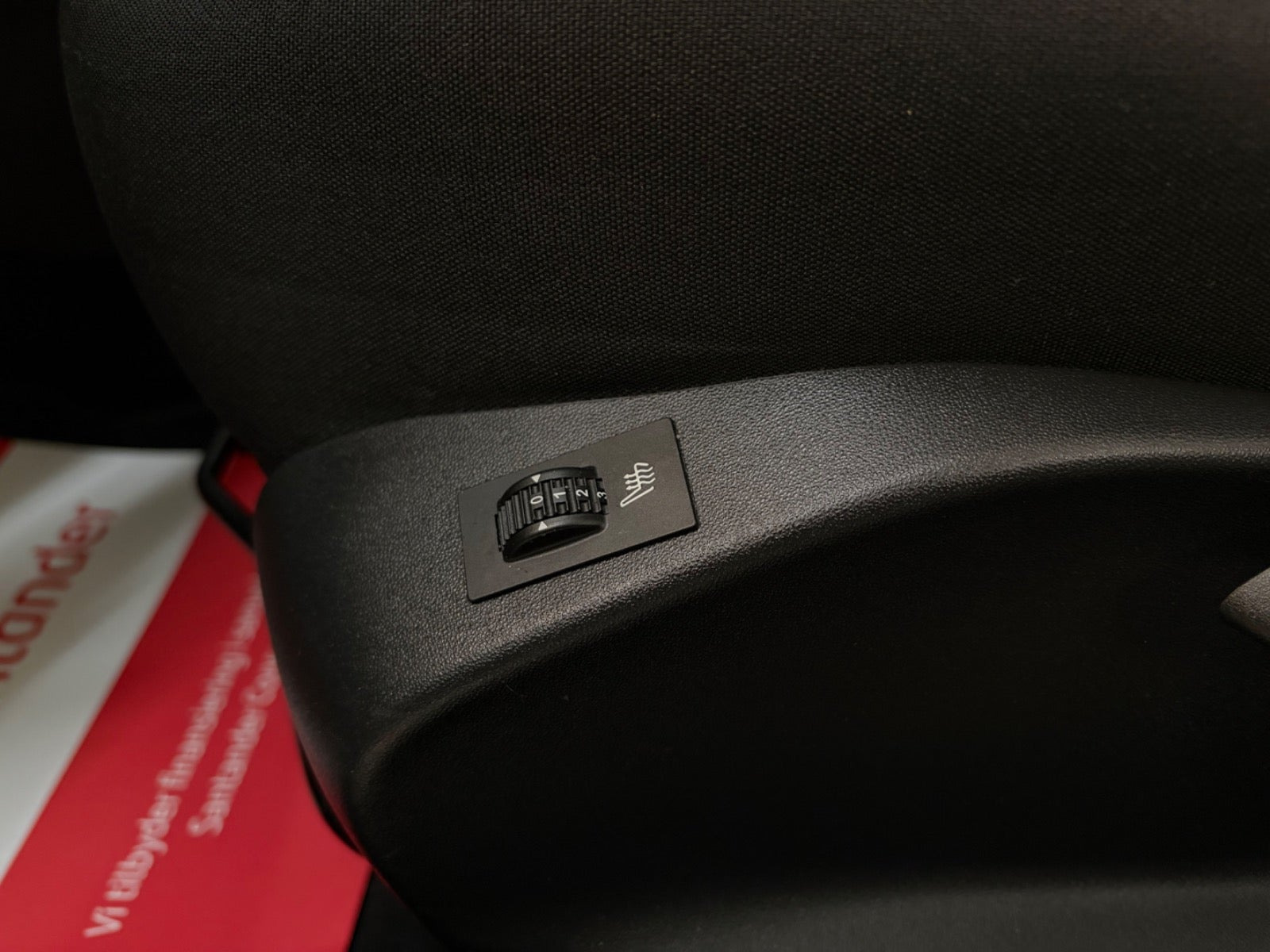 undefined Peugeot 208 fra 2016