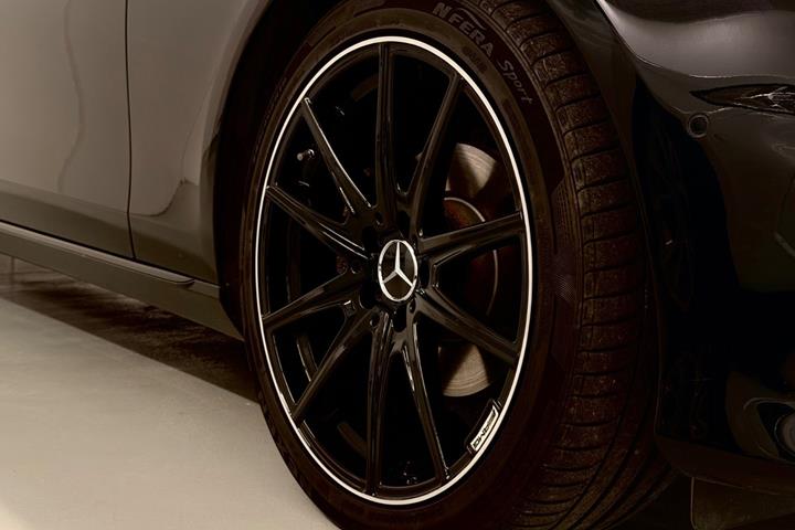 undefined Mercedes E220 d fra 2018