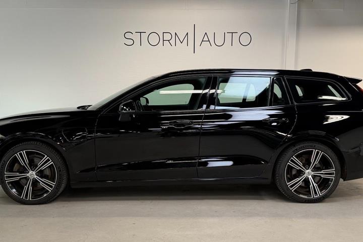 Sort Volvo V60 fra 2022