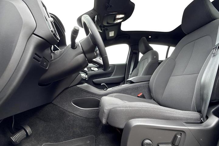 Sort Volvo C40 fra 2023