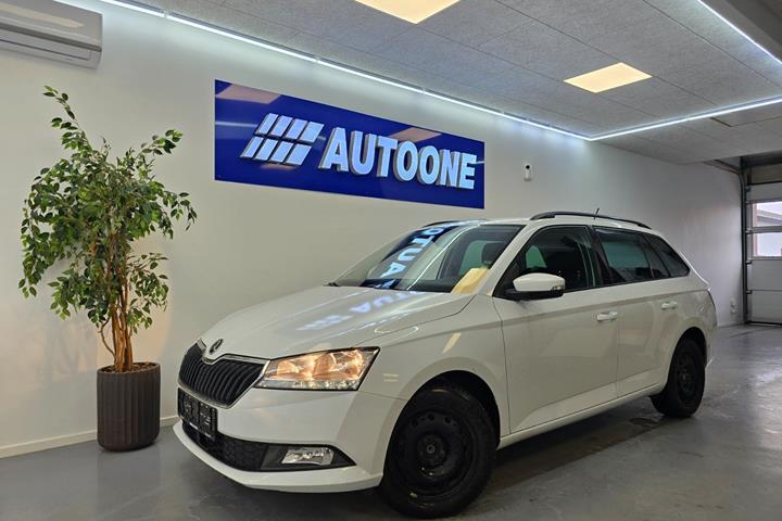Hvid Skoda Fabia fra 2019