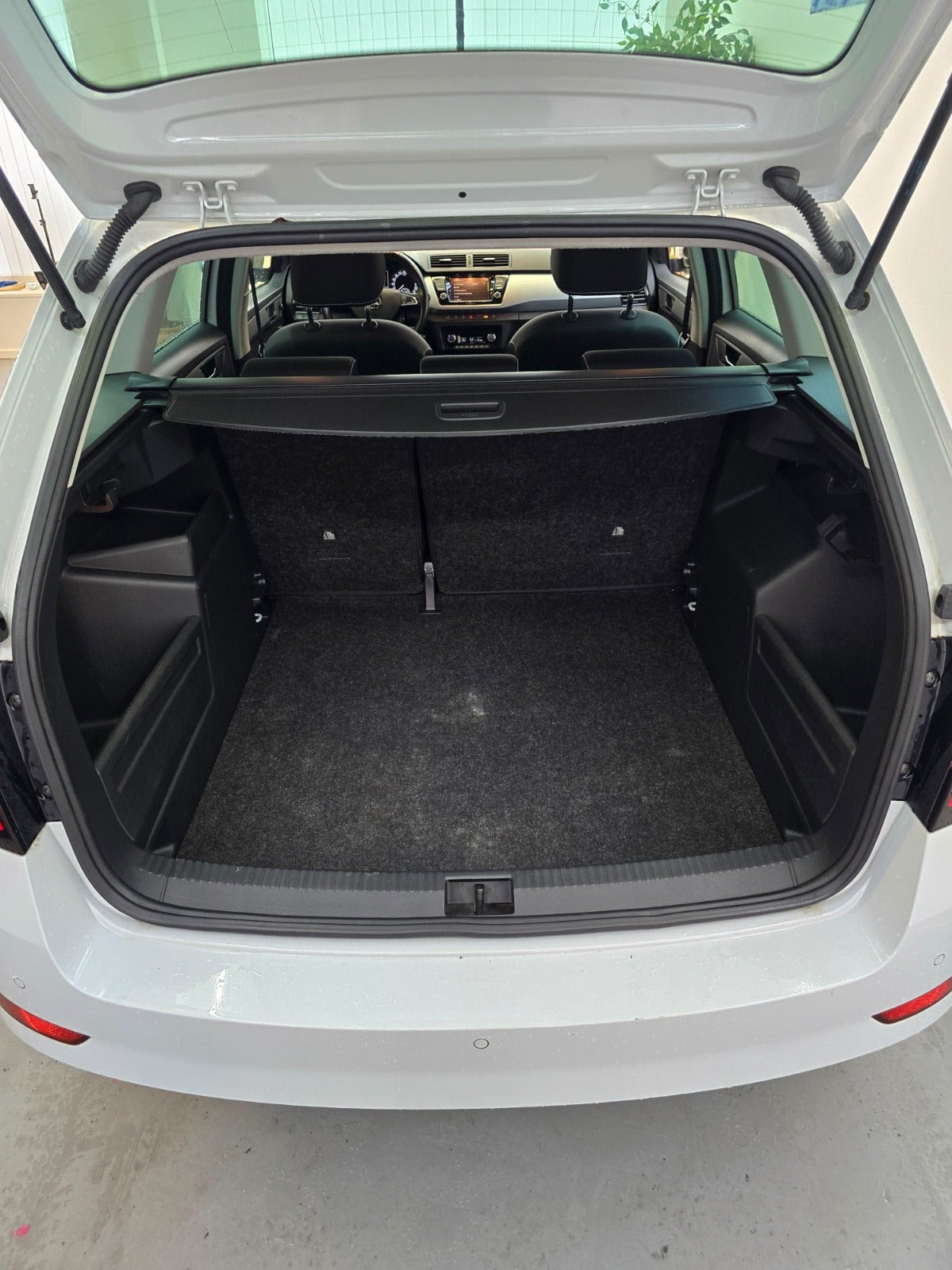 Hvid Skoda Fabia fra 2019