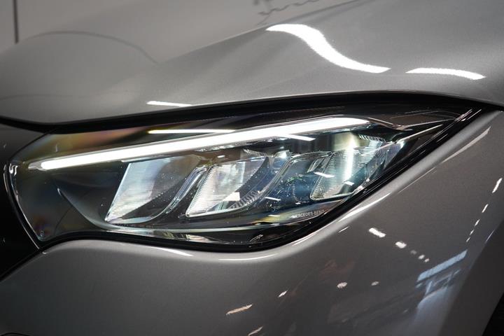 Grå Mercedes EQE350+ fra 2026