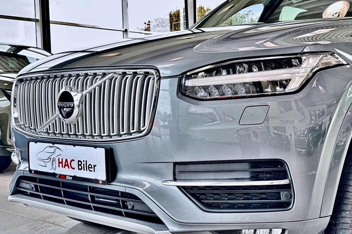 Grå Volvo XC90 fra 2018