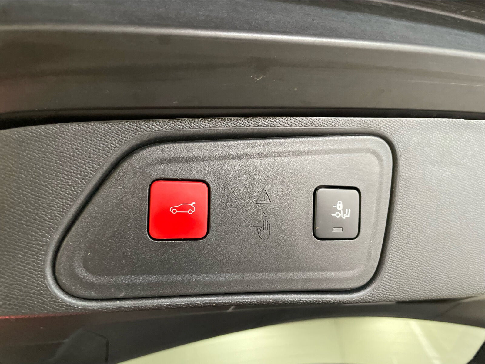 Hvid Peugeot 3008 fra 2023