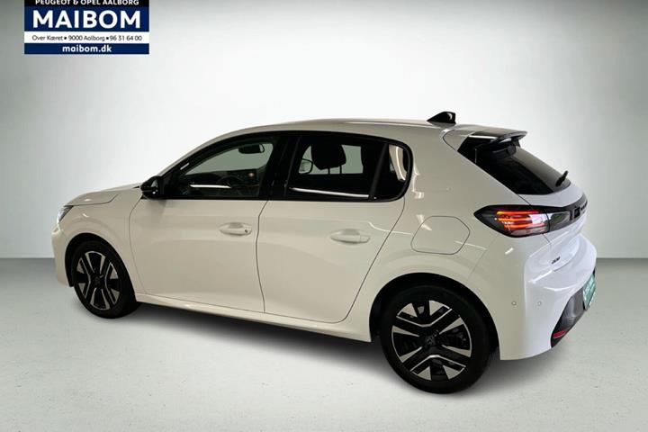 Hvid Peugeot 208 fra 2024