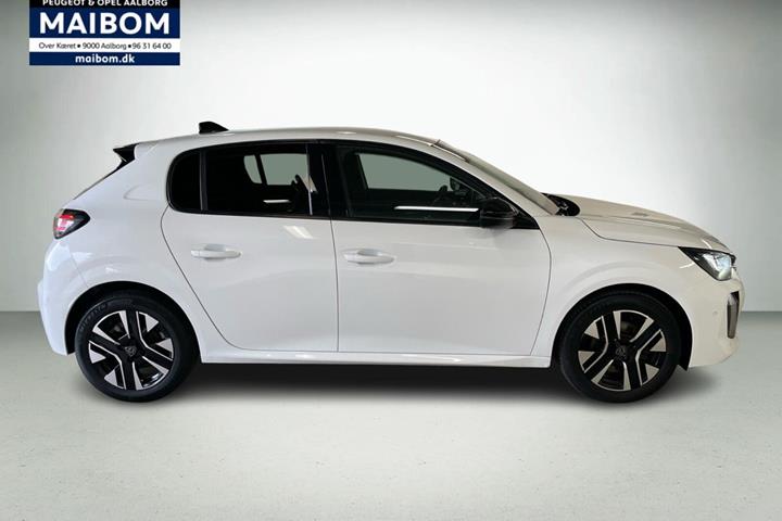 Hvid Peugeot 208 fra 2024
