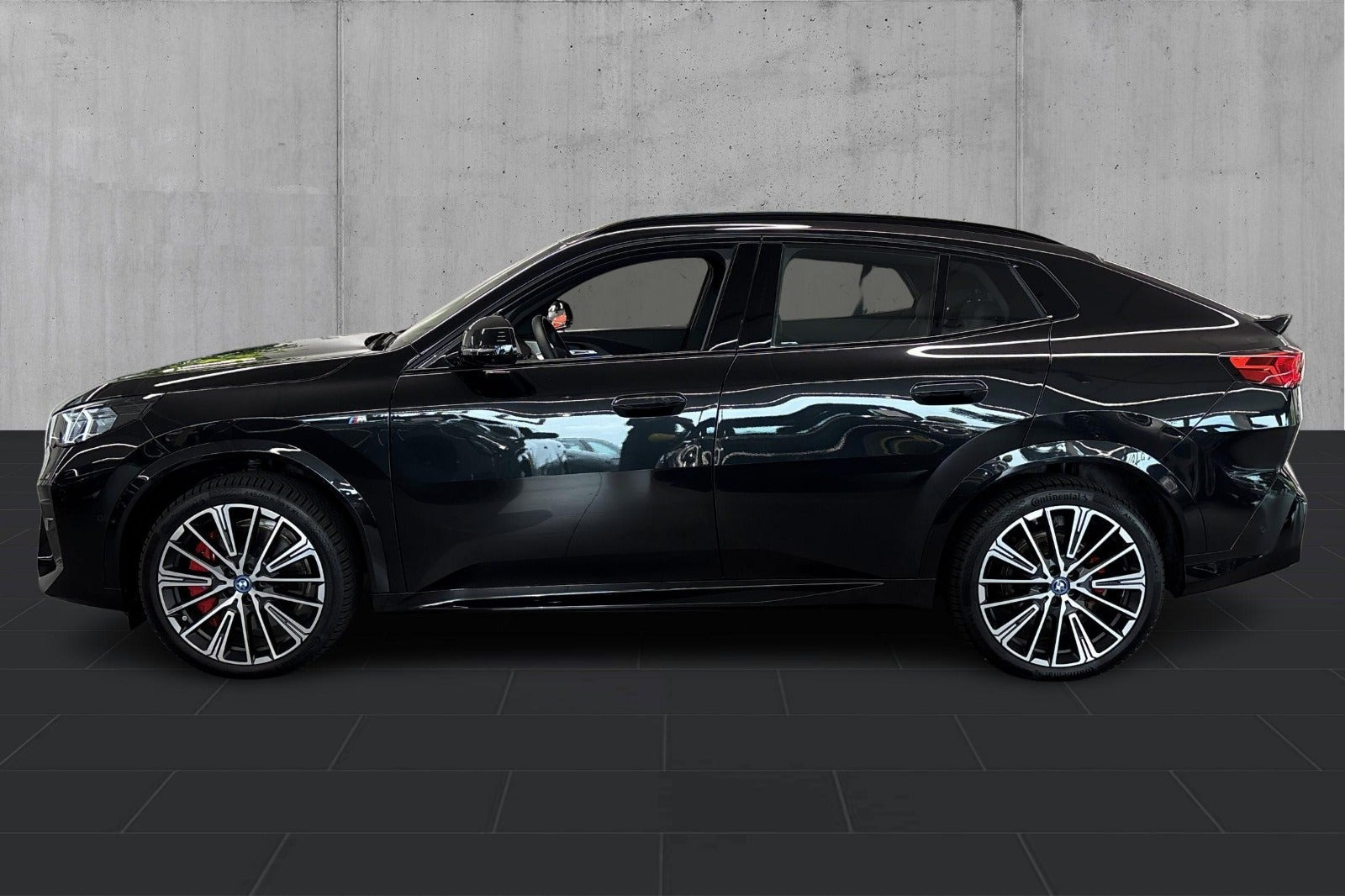Sort BMW iX2 fra 2025