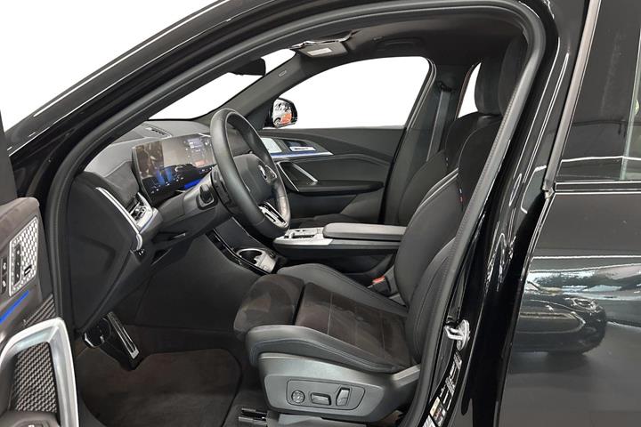 Sort BMW iX2 fra 2025