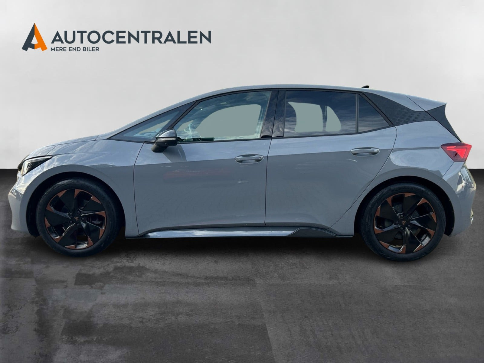 Grå Cupra Born fra 2024