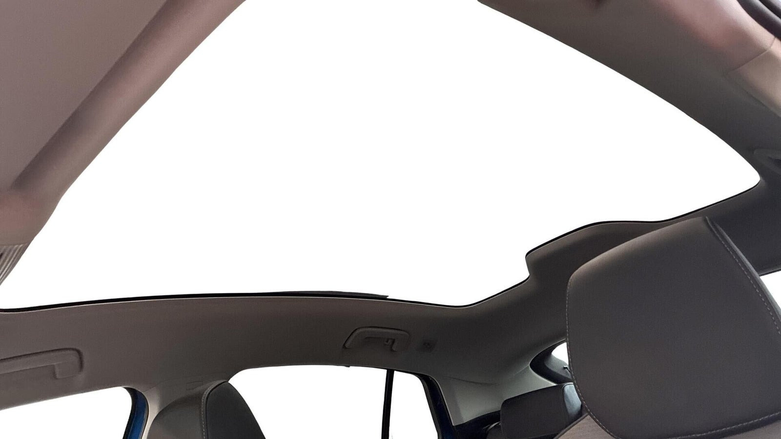 Blå Skoda Enyaq fra 2024