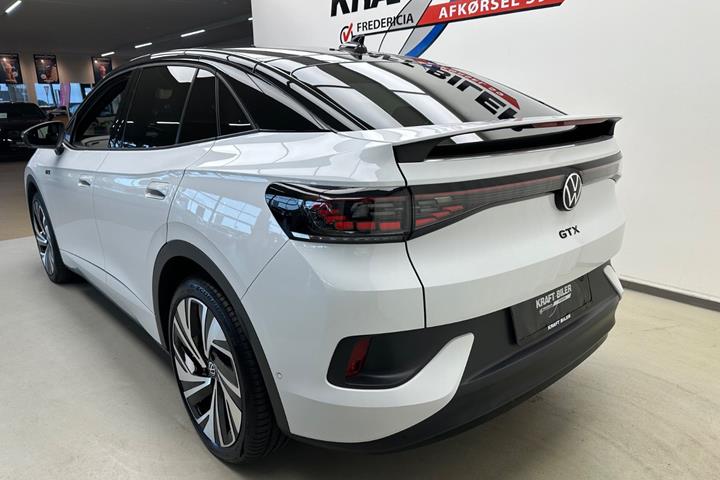 Hvid VW ID.5 fra 2023