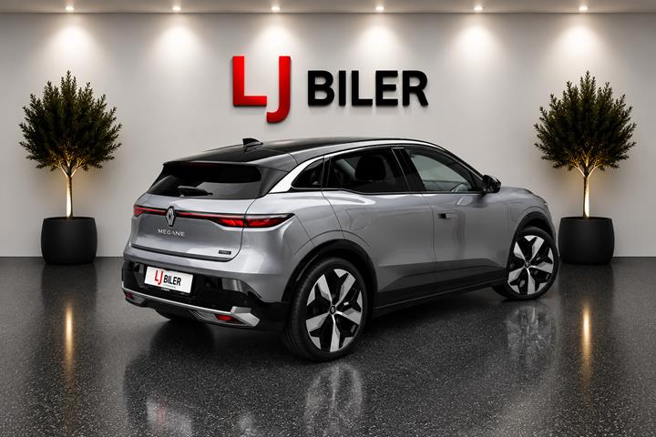 Grå Renault Megane E-Tech fra 2024
