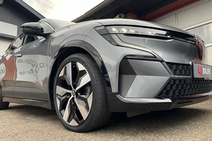 Grå Renault Megane E-Tech fra 2024