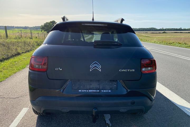 Sort Citroën C4 Cactus fra 2015