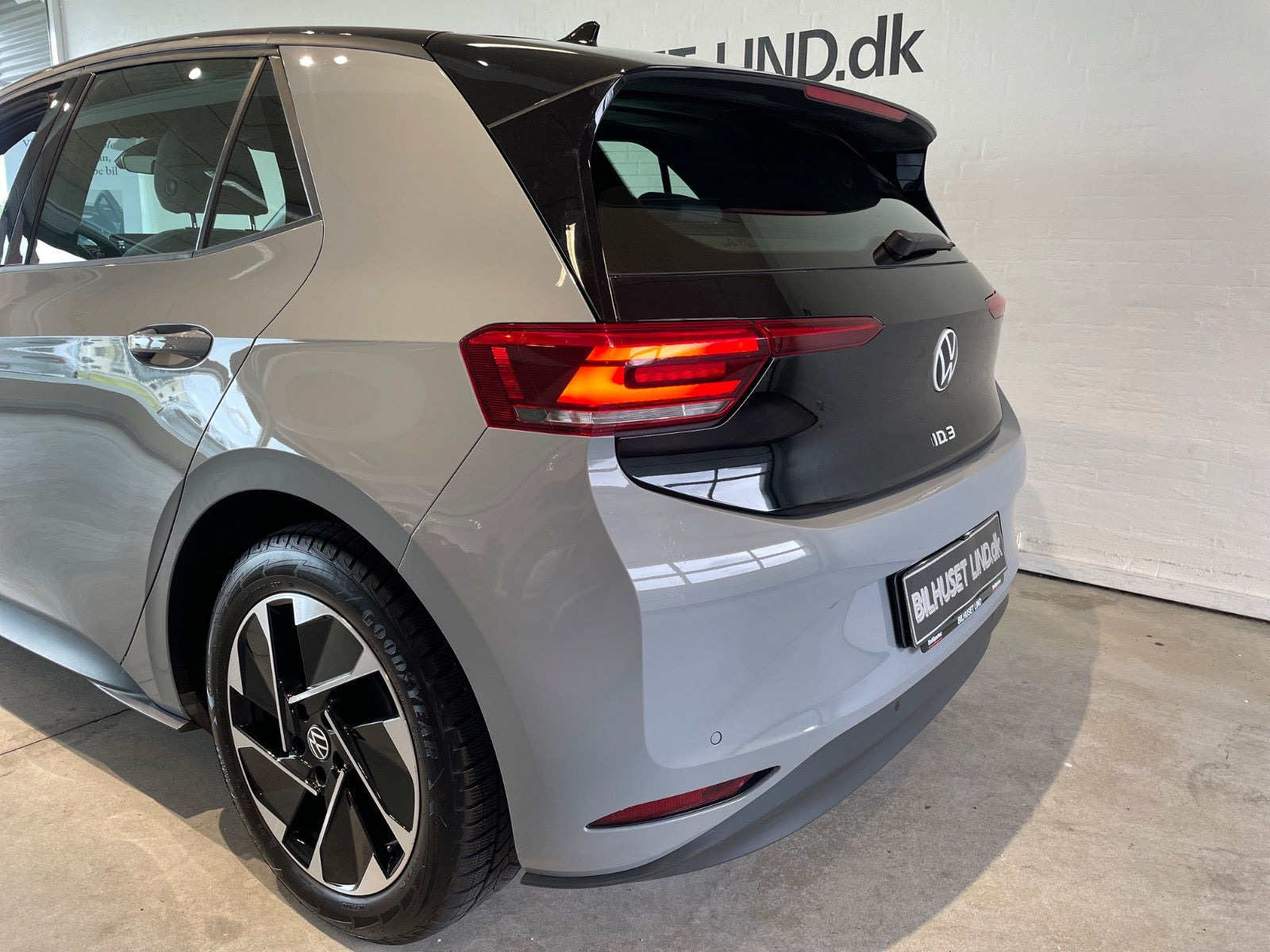 Grå VW ID.3 fra 2023