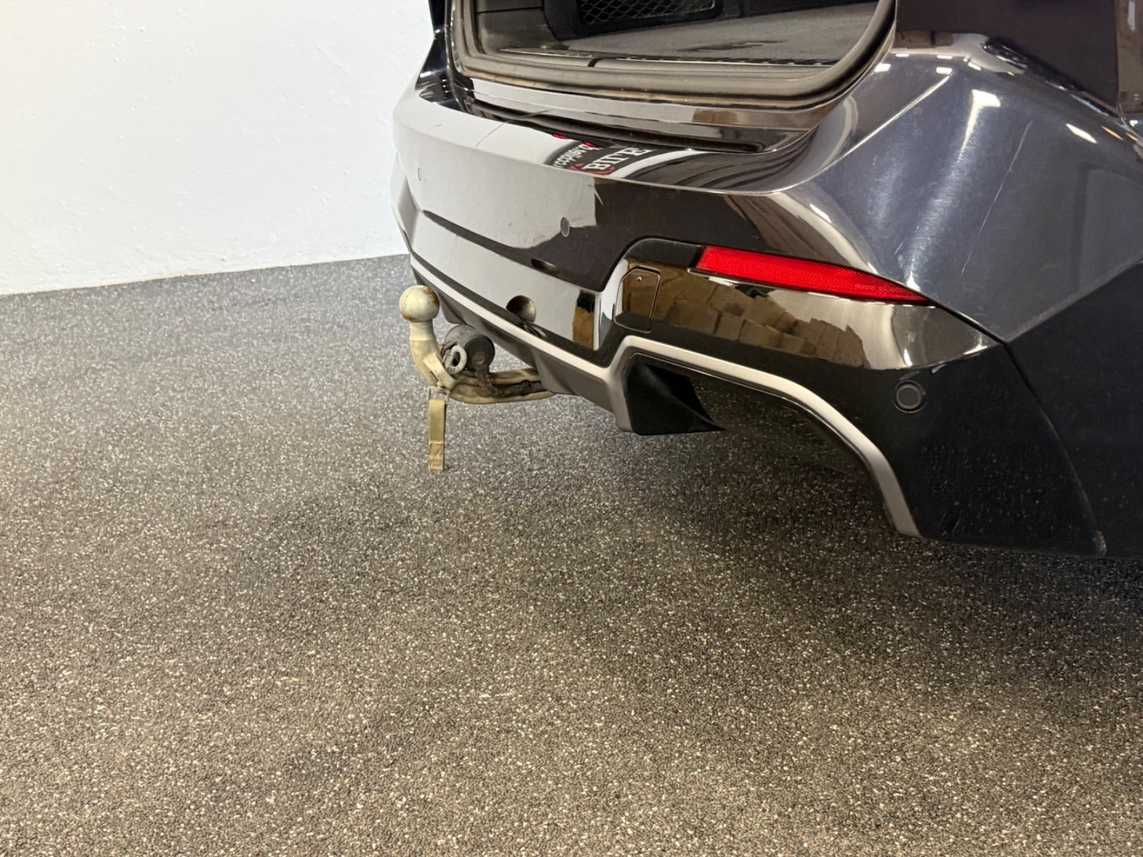 Blå BMW iX3 fra 2022
