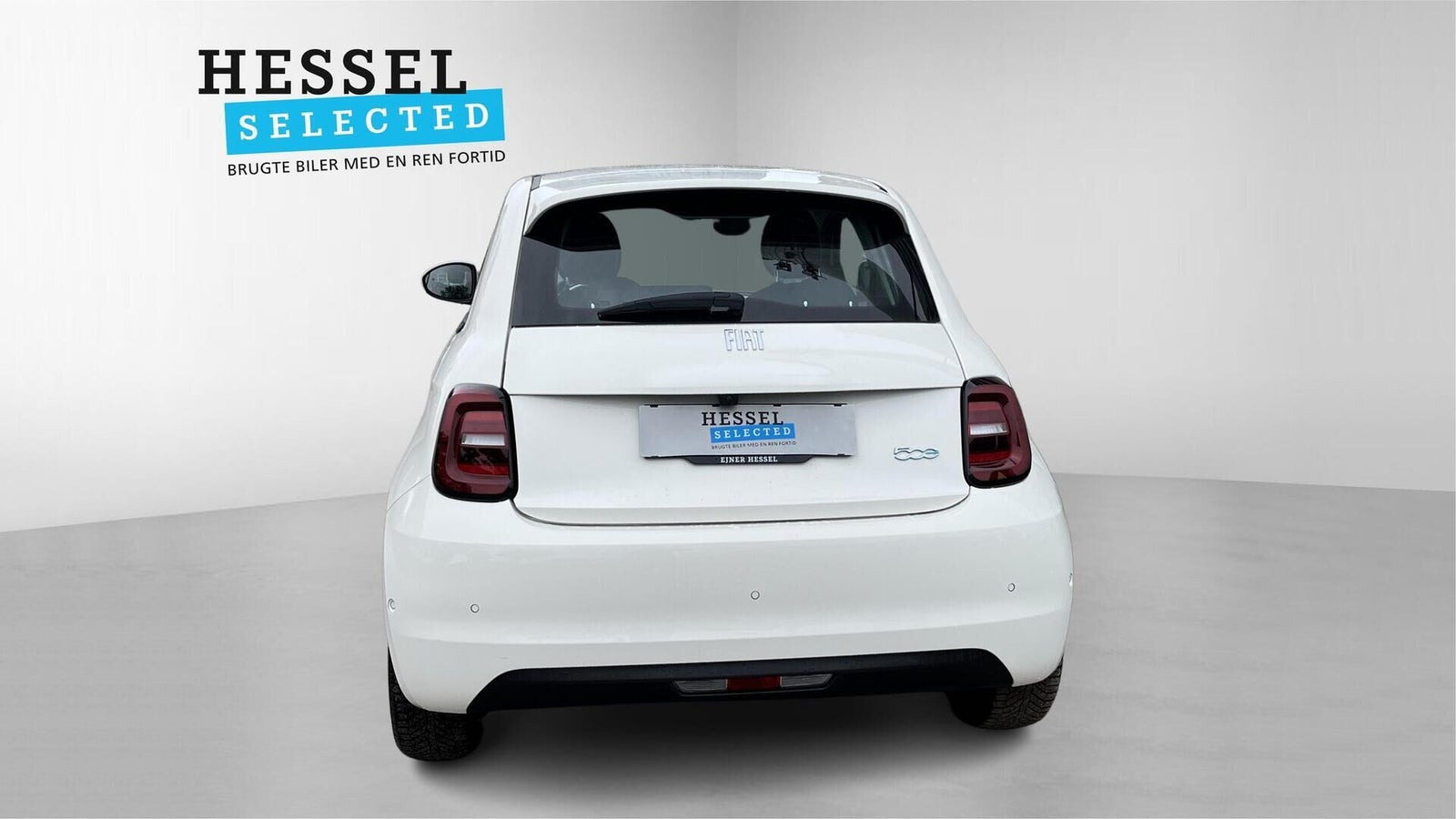 Hvid Fiat 500e fra 2024
