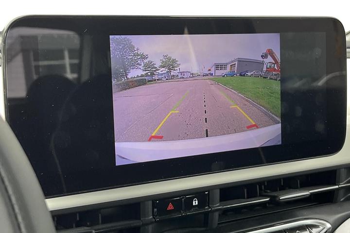 Hvid Fiat 500e fra 2024