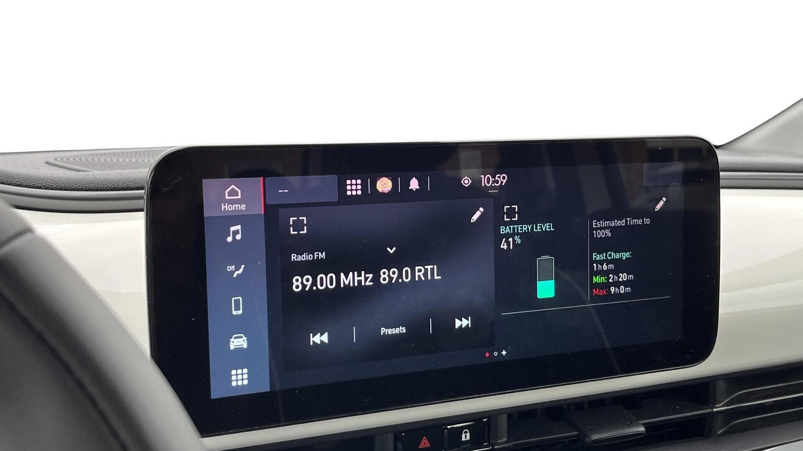 Hvid Fiat 500e fra 2023