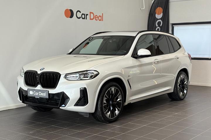 Hvid BMW iX3 fra 2022