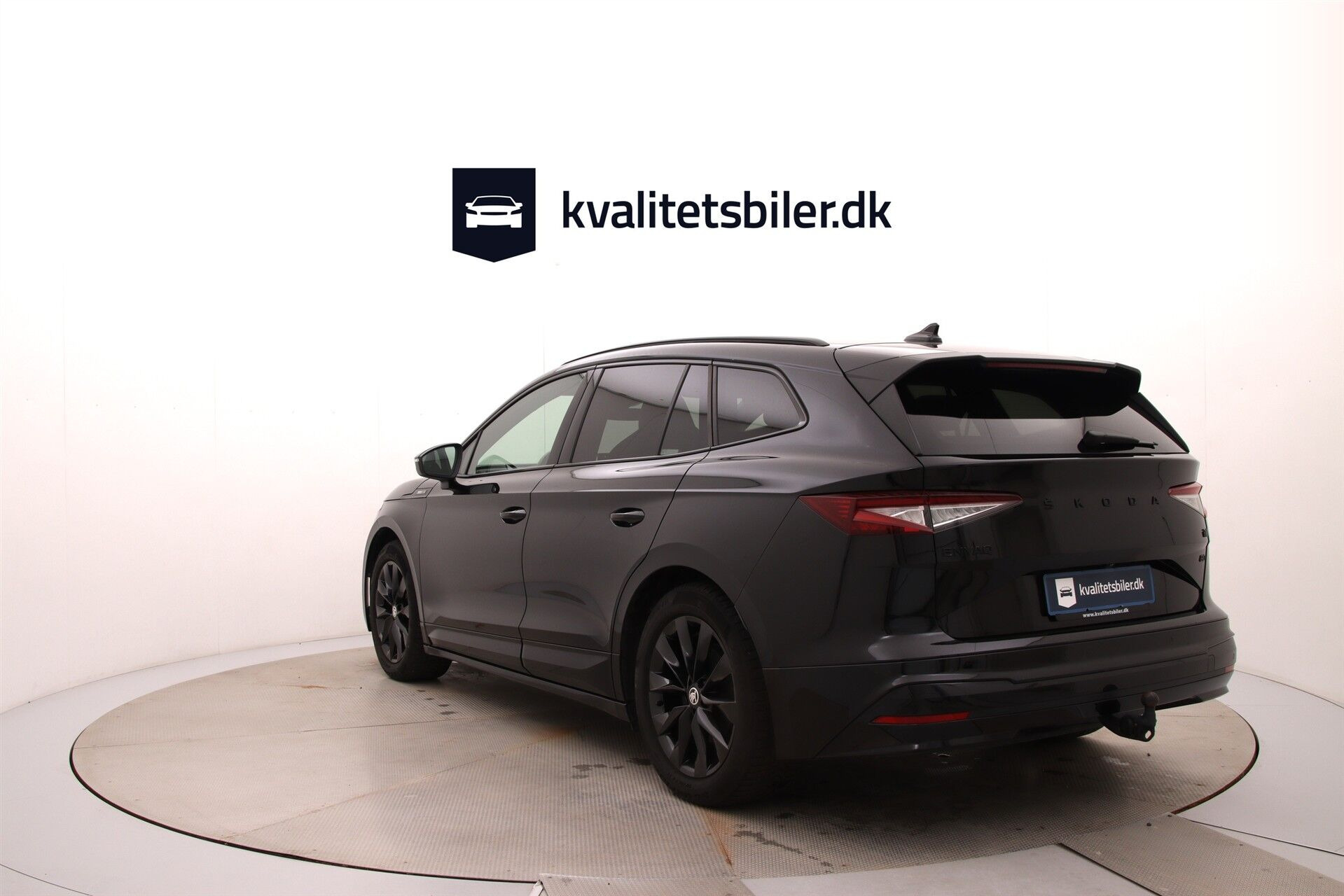 Sort Skoda Enyaq fra 2023