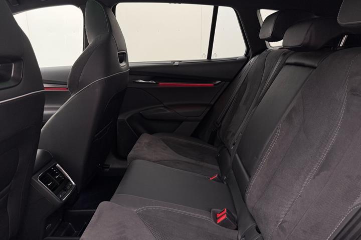 Sort Skoda Enyaq fra 2023