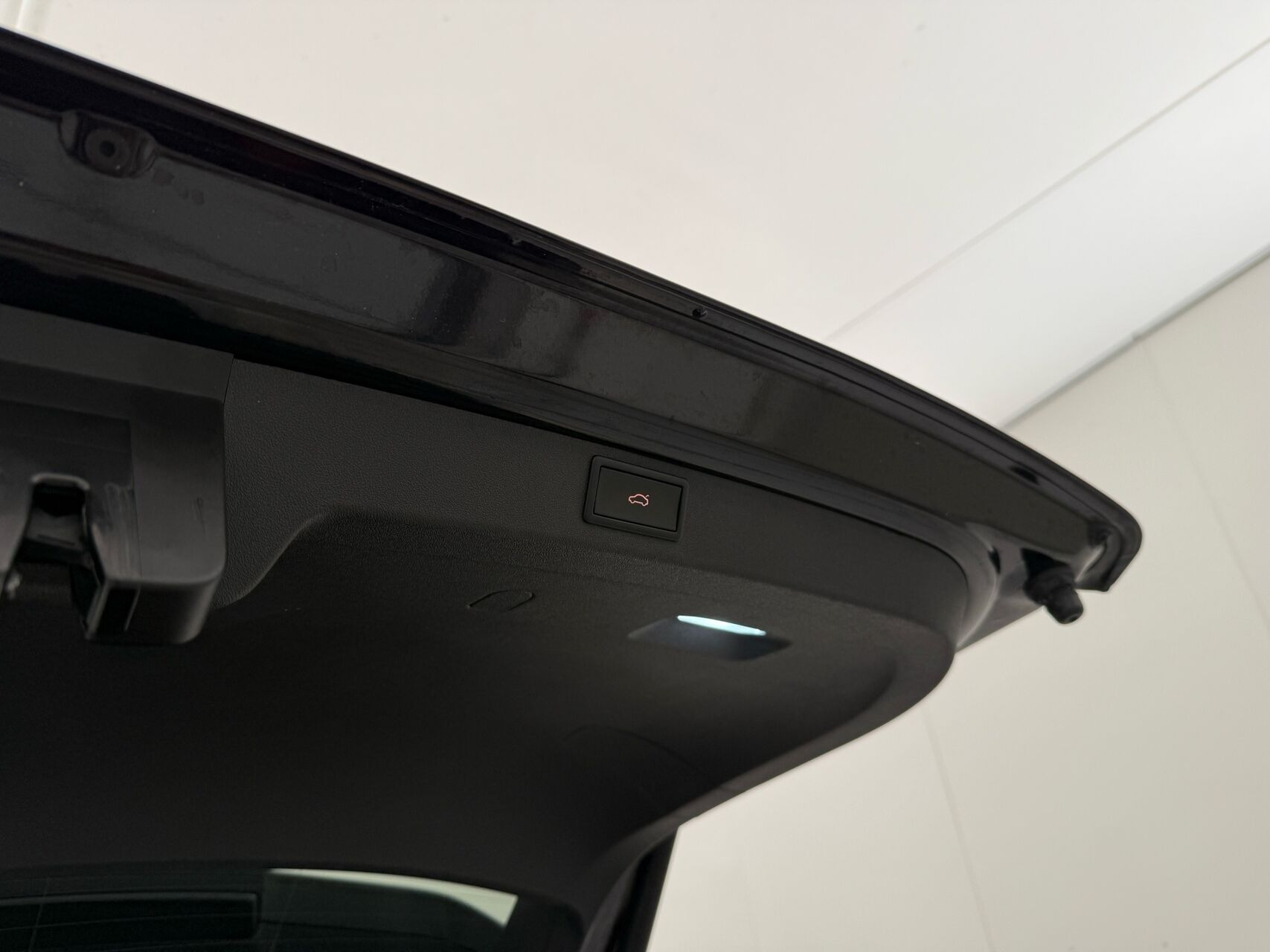 Sort Skoda Enyaq fra 2023