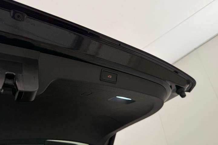 Sort Skoda Enyaq fra 2023